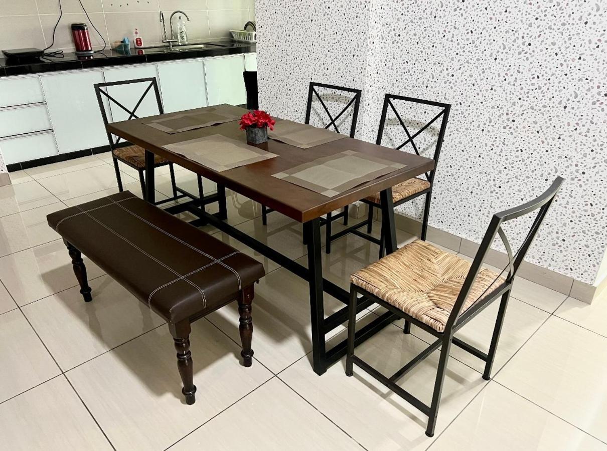 3Br Mount Austin @Midori Green Johor Bahru Exteriör bild