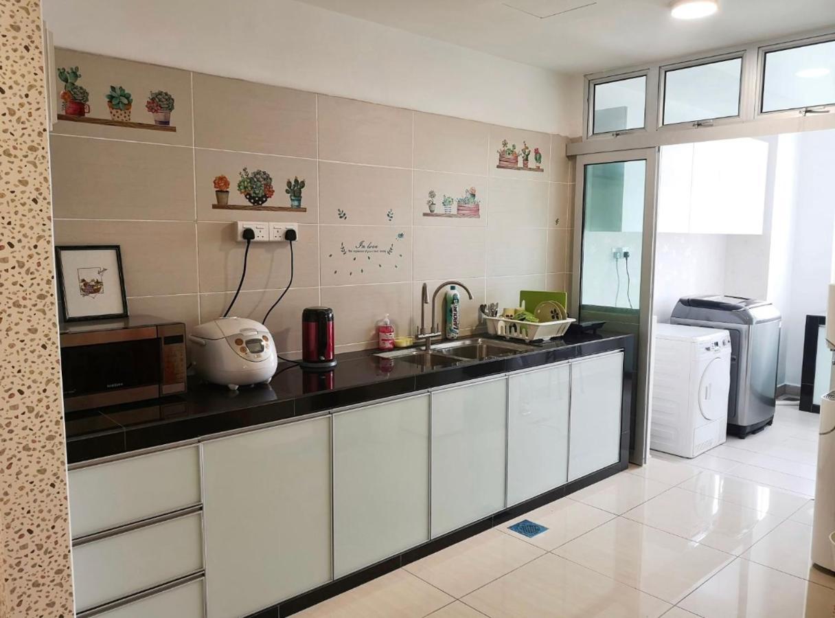 3Br Mount Austin @Midori Green Johor Bahru Exteriör bild